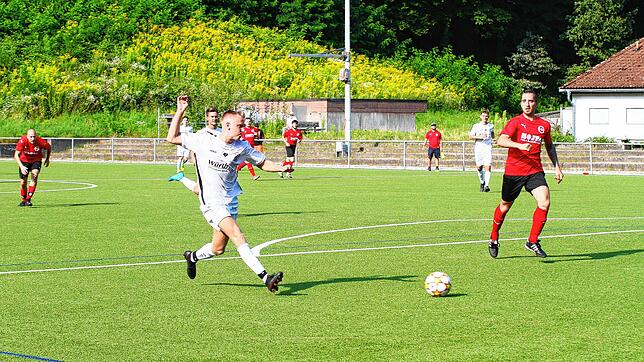 Bild : SpVgg. Wutöschingen siegt zum Auftakt beim FC 08 Bad Säckingen &ndash; und wir haben Bilder!