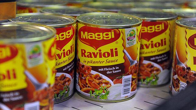 In Singen produziert Nestlé unter anderem Dosen-Ravioli der Marke Maggi. Die Kosten des Standorts sollen gesenkt werden.