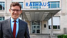 Am Dienstag wird er vereidigt: Marcus Röwer wird neuer erster Beigeordneter im Singener Rathaus, tritt das Amt allerdings erst zum ...
