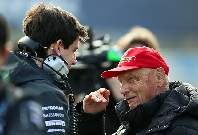 Mercedes-Motorsportchef Toto Wolff nahm mit bewegenden Worten von Lauda Abschied. &bdquo;Niki wird immer eine der größten Legenden ...