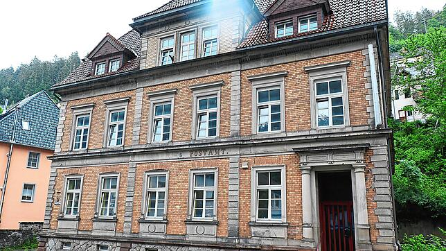Deutlich aufgewertet werden soll nach einer Bauvoranfrage das „Alte Postamt“ in der Hauptstraße 1 in Triberg. Wenn der ...