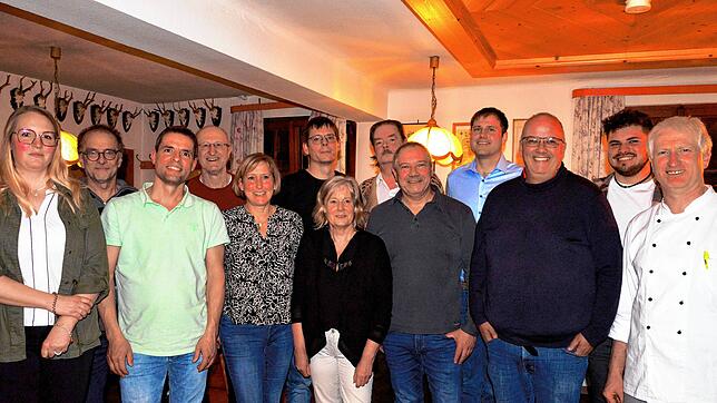Die Kadidatinnen und Kandidaten der Freien Wähler Steißlingen: (von links) Franziska Zimmermann, Bernd Jödicke, Josef Wiker, Rainer ...