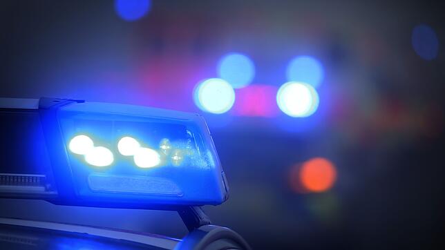 Der Mann raste mit über 100 Kilometern pro Stunde von der Polizei davon. (Symbolbild)