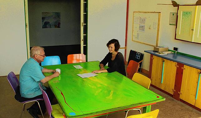 Atelier, Schlafzimmer und Gemeinschaftsraum, in der Kunsthalle Kleinschönach findet man alles unter einem Dach.