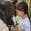 Auf Ponystute Libelle haben viele Kinder das Reiten gelernt.