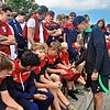 Liverpool-Trainer Jürgen Klopp gibt dem Nachwuchs des SV Aasen im Sommer Autogramme. Schlagen Top-Clubs im Öschberghof ihr Lager auf, ...