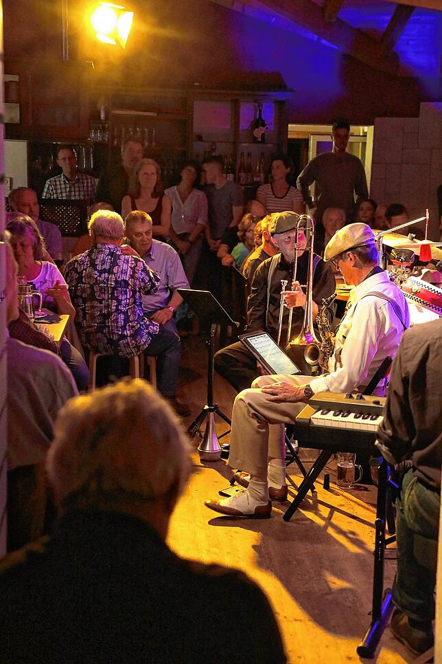 Gemütlich geht es zu im Winkelstüble, wenn am zweiten Mittwoch im Monat Jazz gespielt wird.