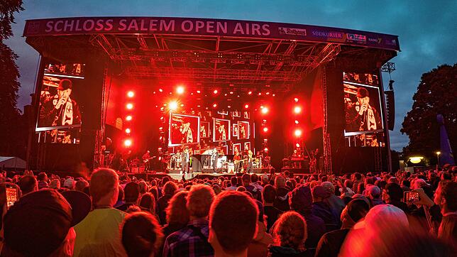 Der Konzertsommer 2025 am Bodensee ist vorbei. Zahlreiche große Musiker waren bei den Open-Air-Konzerten zu Gast. Hier zu sehen: Die ...