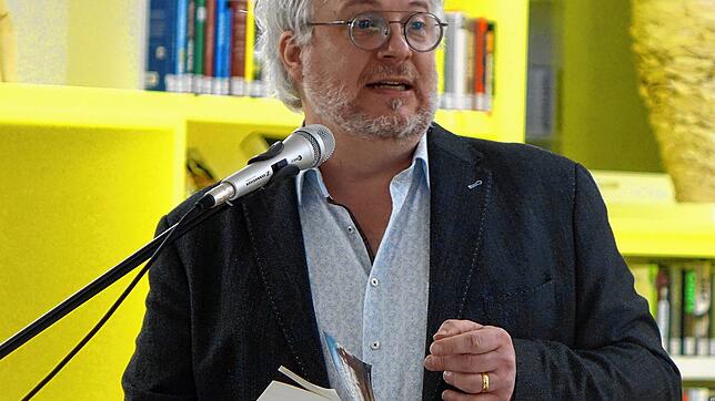 Ralf H. Dorweiler stellt heute sein neues Buch vor. Bild: Roswitha Frey