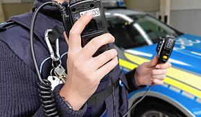 Die Polizei Überlingen (hier ein Symbolfoto) sucht Zeugen zu einem Vorfall am Zentralen Omnibusbahnhof.