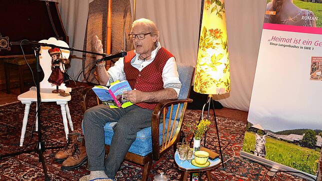Elmar Langenbacher schildert auch Land und Leute. Foto: Christiane Sahli
