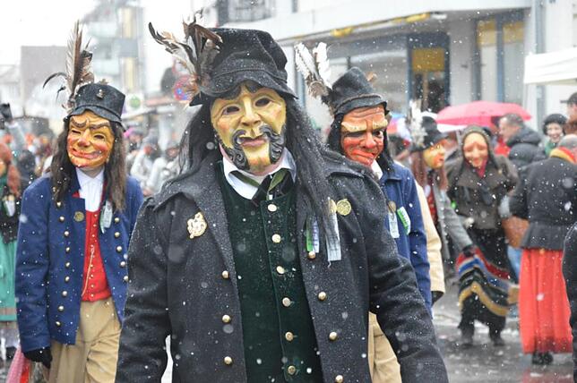 Bild 11: Bilder vom Narrensprung beim Ringtreffen des Alemannischen Narrenrings (Teil 3)