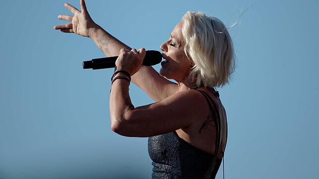 Das Schlager-Paar Michelle und Eric Philippi haben eine Liebes-Überraschung verkündet.