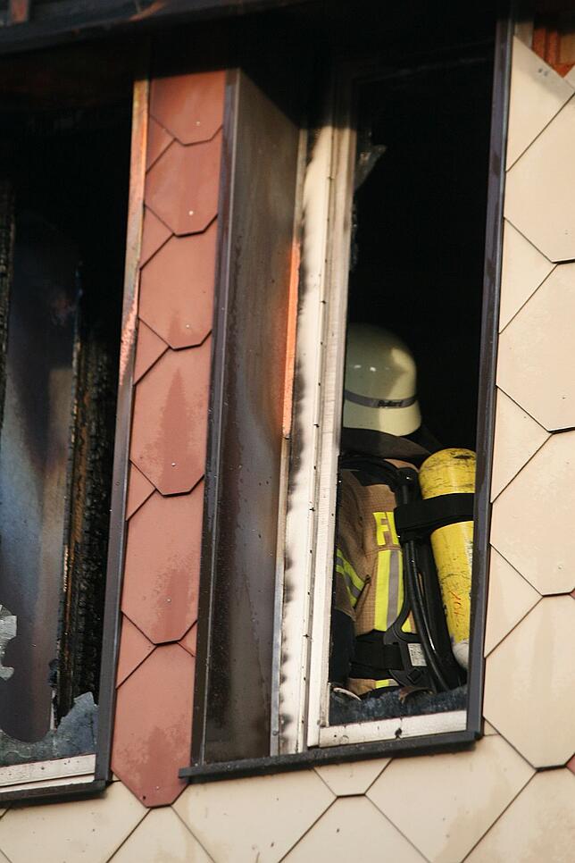 Bild 3: Weinhaus Schunk brennt aus &ndash; Bilder vom Brandort Teil 2