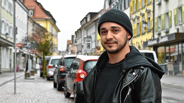Fabio Brutti in der Stockacher Oberstadt. Am vergangenen Montag war in der Vox-Sendung „First Dates“ zu sehen.