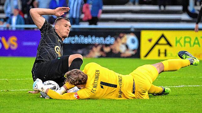Die Villinger (hier Marcel Sökler gegen den FC Nöttingen) brauchen gegen Bietigheim-Bissingen vollen Einsatz.