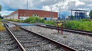 Die Ablachtalbahn belieferte Tegometall mit Stahl-Coils, die dort weiterverarbeitet wurden. Der Gleisanschluss ist aus Sicht Rommelers ...