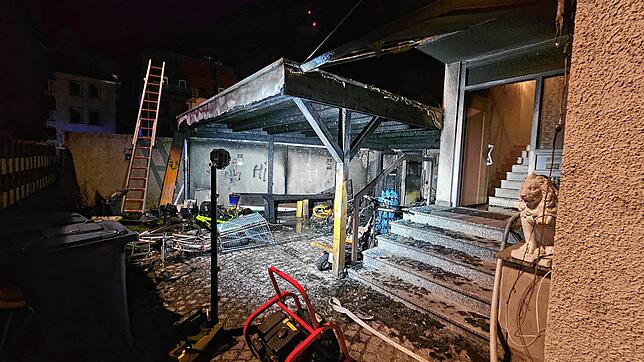 Ein Tatverdächtiger für den Brand in der Katharinenstraße in der Nacht zu Fronleichnam ist ermittelt. Die Polizei hat weiterhin Fragen ...
