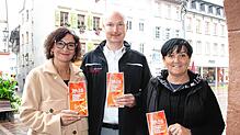 Sylvia De Paola, Marcel Herrmann und Margarete Lenz vom W+F haben den Sonntagsverkauf mit Herbstmarkt organisiert.