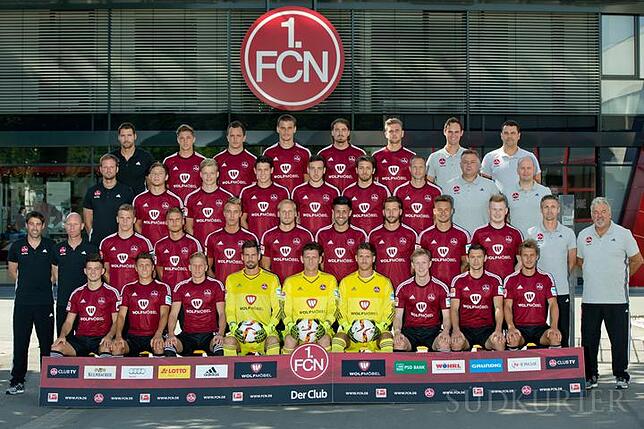 1. FC Nürnberg - Fototermin Fußball 2. Bundesliga: Fototermin 1. FC Nürnberg für die Saison 2015/16 am 06.07.2015 vor dem Vereinsgebäude am Sportpark Valznerweiher ...