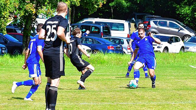 Bild : SV BW Murg siegt im Derby bei der SG Niederhof/Binzgen mit 2:1 &ndash; und hier gibt es Bilder!