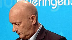 Bild : Ex-Ministerpräsident Kemmerich tritt aus FDP aus
