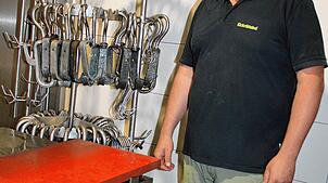 Markus Gerspacher in seinem neuen Tierwohl-Schlachthaus im Eichrüttehof. Foto: Andreas Böhm