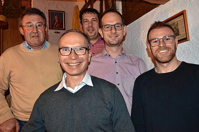 Die CDU-Kandidaten fürden Ortschaftsrat Ittendorf (von links): Franz-Josef Sprißler, Guido Wingens, Thomas Ainser, Simon Pfluger und ...