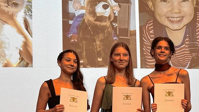 Bild : Große Feier: Der Abiball des sozialwissenschaftlichen Gymnasiums Bad Säckingen