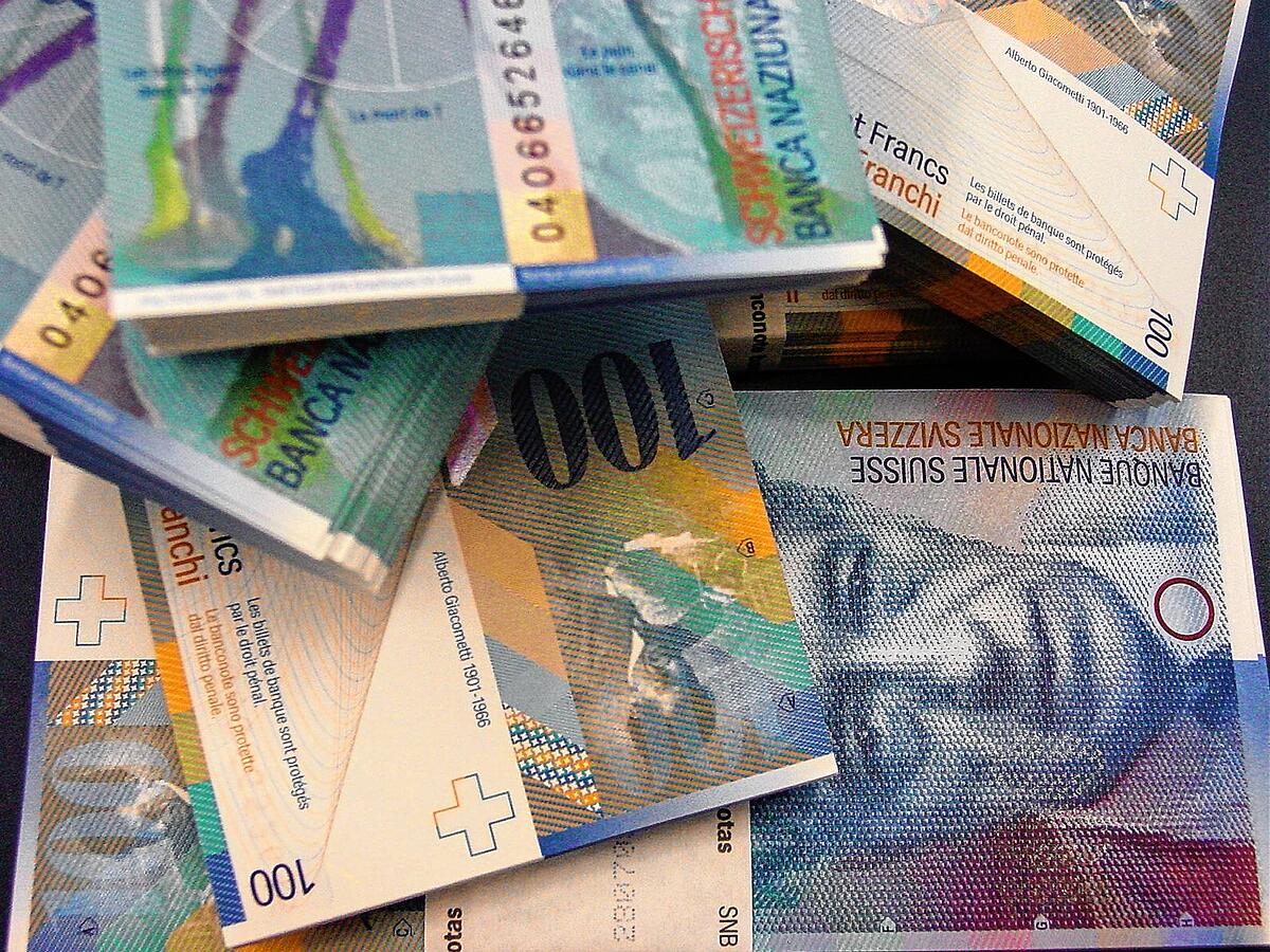 photo 100 Euro Schein Alt Neu Größe