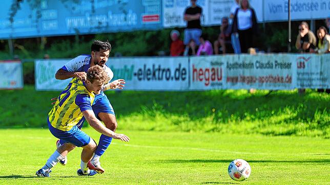 Bild : Unsere Bildergalerie vom Landesligaspiel zwischen dem FC Radolfzell und dem FC Singen
