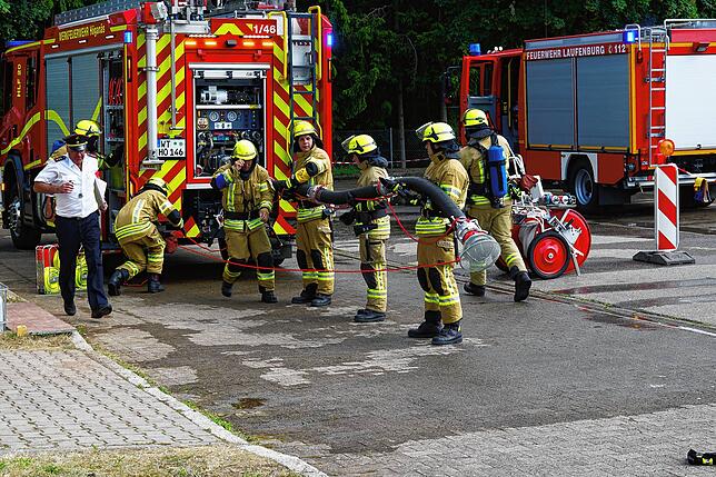 Platz da: Die Werksfeuerwehr von der Firma Höganäs zeigte einen sehr professionellen Einsatz beim Leistungswettkampf in Görwihl.