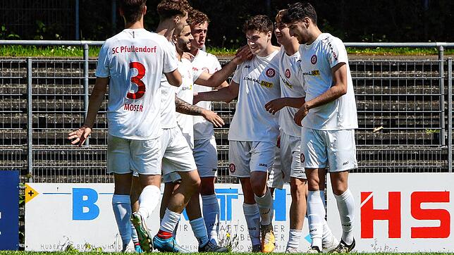 Der SC Pfullendorf hat sich mit dem 3:1 im Bezirksderby gegen den FC Singen aller eventuellen Abstiegssorgen entledigt.