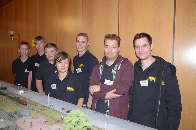 Sven Gerlach, Lukas Rank, Andreas Prokisch, Lenny Weh, Konstantin Reindl, Clemens Hermle und Michael Zurell (von links) gehören zur ...