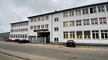 Der Waagenhersteller Bizerba, hier das Werk in der Jahnstraße in Meßkirch wurde Ende Juni 2022 mit einem Cyberangriff zum Erliegen gebracht.