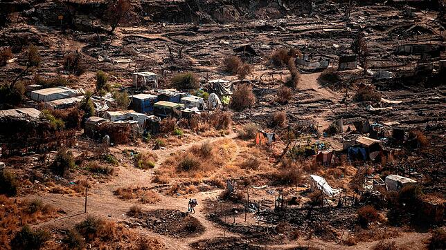 Nach der Brandnacht: Das Flüchtlingscamp Moria auf Lesbos ist keines mehr. Rund 13&nbsp;000 Menschen fehlten in der ersten Tagen nach ...