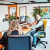 Der Austausch steht im Vordergrund in einem Coworking-Space &ndash; wie hier im Startblock in Lörrach. Das Bild entstand vor der Pandemie.