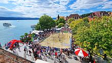 Viele Zuschauern verfolgten alljährlich die Spiele beim Beachvolleyball auf dem Überlinger Landungsplatz.