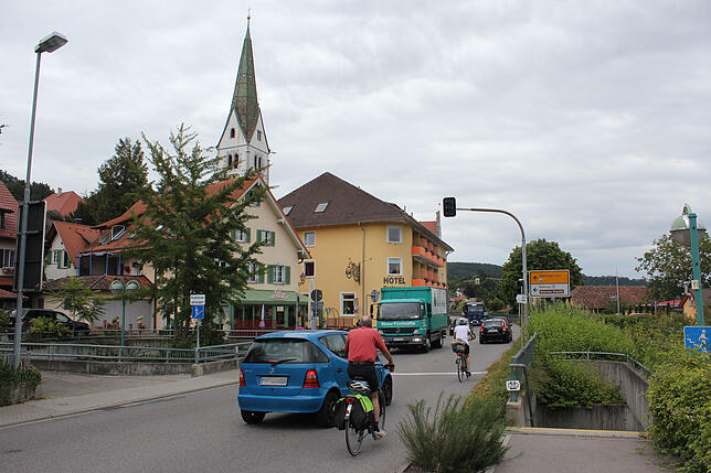 Für Tagestouristen, die über die Autobahn A&nbsp;81 an den Bodensee kommen, ist Sipplingen die erste Seeufergemeinde im Bodenseekreis. ...