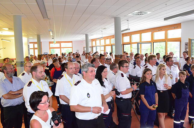 Erfreulich groß war das Interesse der Kommandanten und Bürgermeister an der Jugendfeuerwehr nicht nur beim Kommandantenempfang &ndash; ...