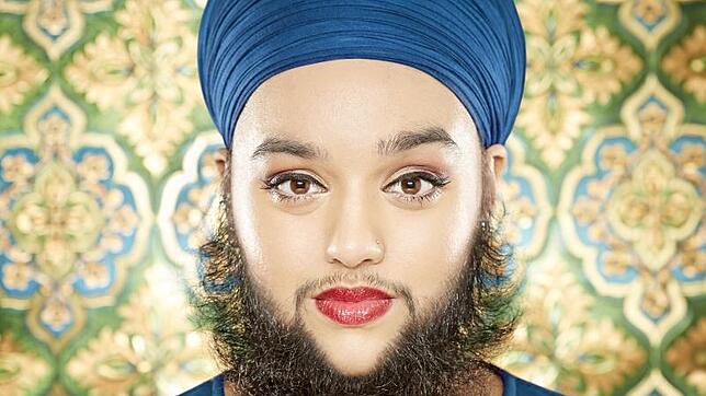 Harnaam Kaur hat es im Jahr 2017 mit 24 Jahren als jüngste Vollbartträgerin ins Guinnessbuch der Rekorde geschafft.