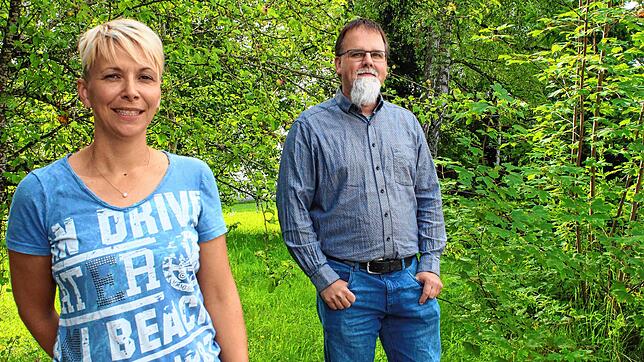 Diana Seewald und Oliver Huppenbauer wollen ein Zeichen setzen: Kinder sollen im Präsenzunterricht bleiben können – auch nach den ...