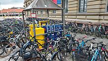 So soll es künftig nicht mehr aussehen: Zahlreiche Fahrräder werden an der Marktstätte abgestellt. Eine erste Entscheidung zum Bau des ...