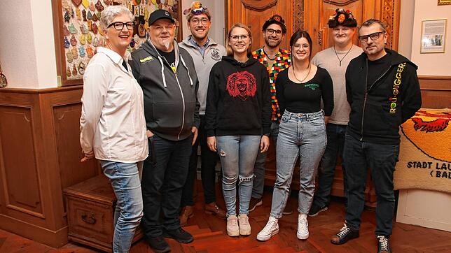 In diesem Jahr wird es wieder auf beiden Seiten der Stadt Laufenburg eine Fasnacht geben. Auf dem Bild das Organisationskomitee der ...