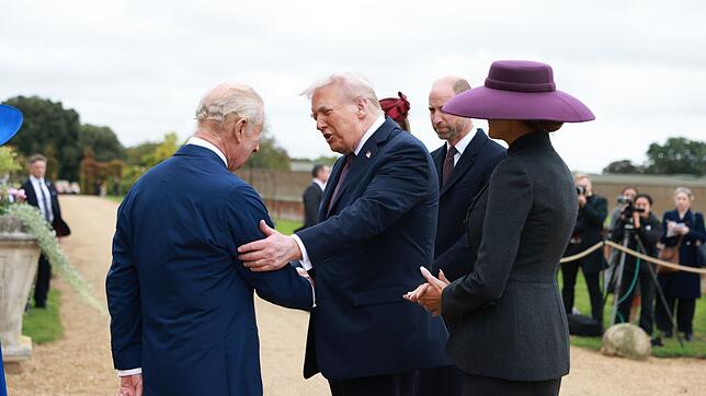 König Charles empfängt US-Präsident Donald Trump und seine Frau, First Lady Melania, auf Schloss Windsor.