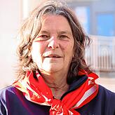 Gisela Zöller von der Sozialarbeit der Malteser organisiert die ehrenamtliche Hilfe. Sie hofft auf mehr Freiwillige.