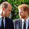 William (l), Prinz von Wales, und der britische Prinz Harry, Herzog von Sussex, bei einem Treffen nach dem Tod von Königin Elizabeth im ...