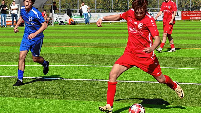 Bild : A-Junioren der SG Wutachtal gewinnen 8:1 beim FC Erzingen – und wir haben Fotos!