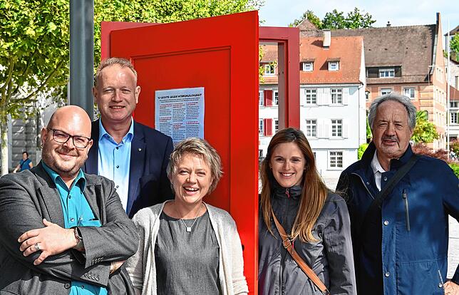 Die Menschen hinter dem Projekt: (von links) Abteilungsleiter Sicherheit und Ordnung Mathias Rebmann, OB Jan Zeitler, ...