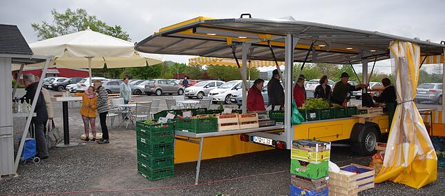 Bild 12: Einkaufen am Park: Die Bilder vom Besuch auf dem Gurtweiler Schlossmarkt
